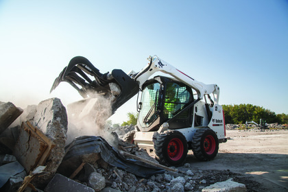 BOBCAT S570 Skid-Steer Loader